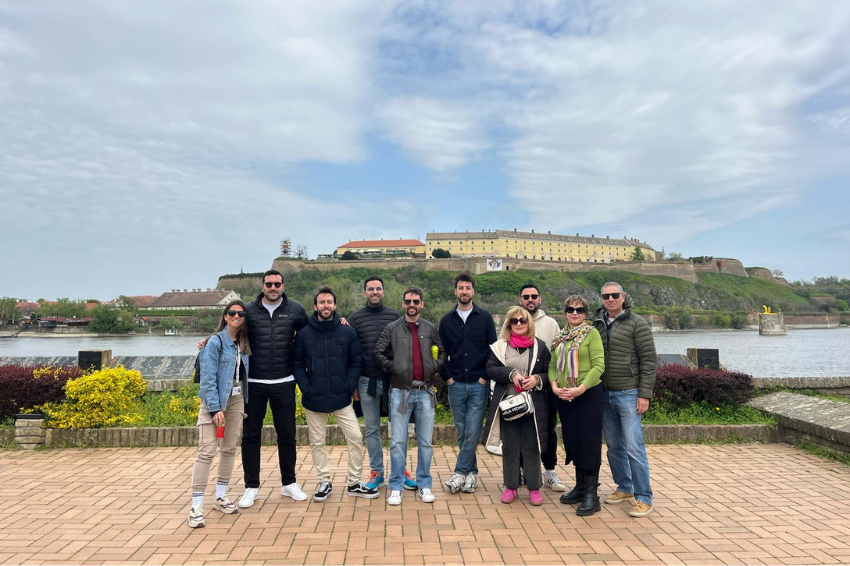 viajar a Serbia